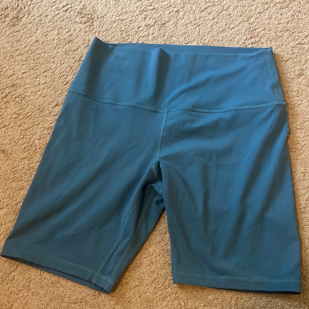 Lululemon 8 inch align shorts